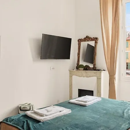 Apartamento T1 Au Coeur Du Vieux-nice & Pres De La Niza
